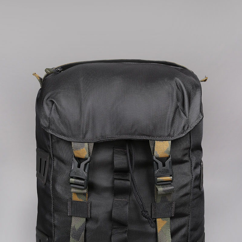  серый рюкзак The North Face Lineage Ruck 37L T93KUS03B - цена, описание, фото 2